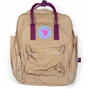Fjällräven Kånken Classic Backpack – Tan / Burgundy